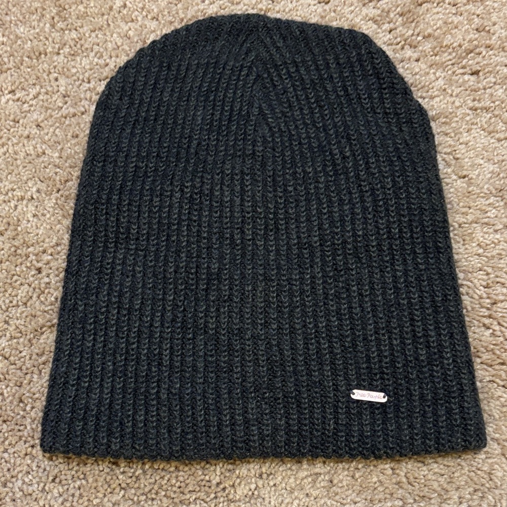 EUC Free People Beanie Hat